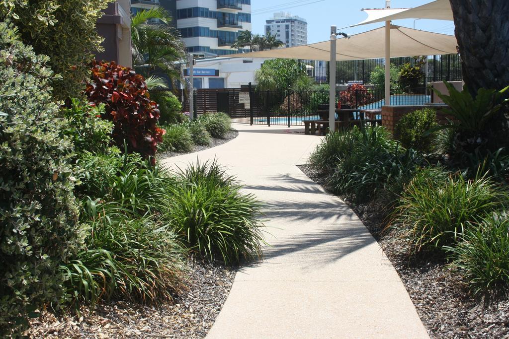 Mylos Holiday Apartments Alexandra Headland Buitenkant foto