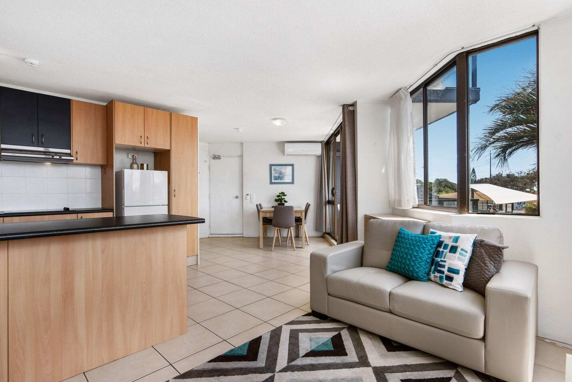 Mylos Holiday Apartments Alexandra Headland Buitenkant foto