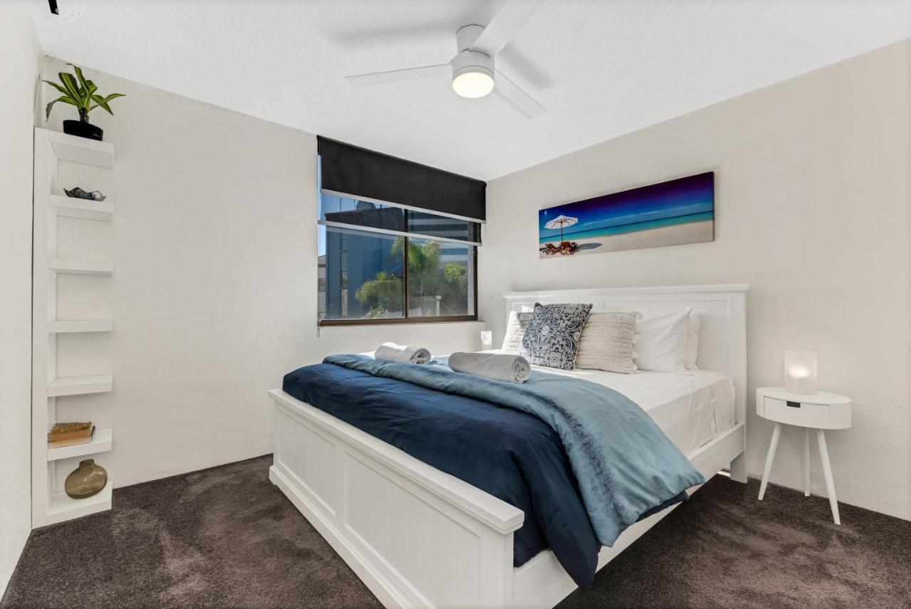Mylos Holiday Apartments Alexandra Headland Buitenkant foto