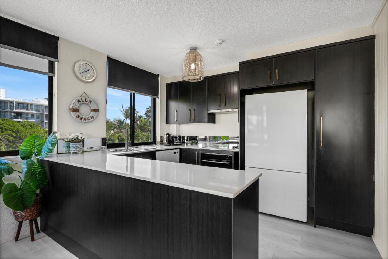 Mylos Holiday Apartments Alexandra Headland Buitenkant foto