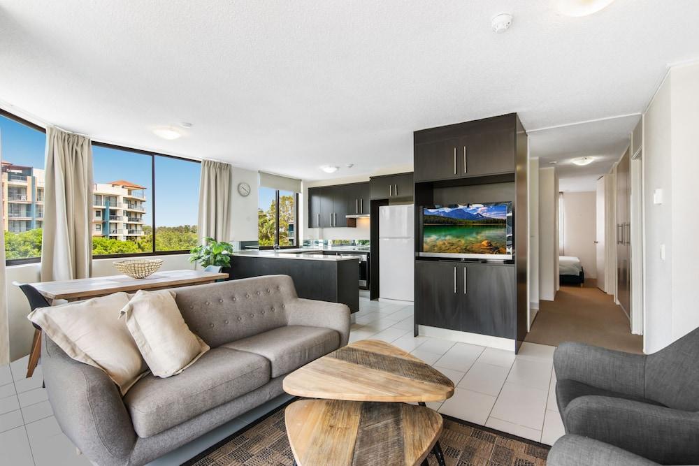 Mylos Holiday Apartments Alexandra Headland Buitenkant foto