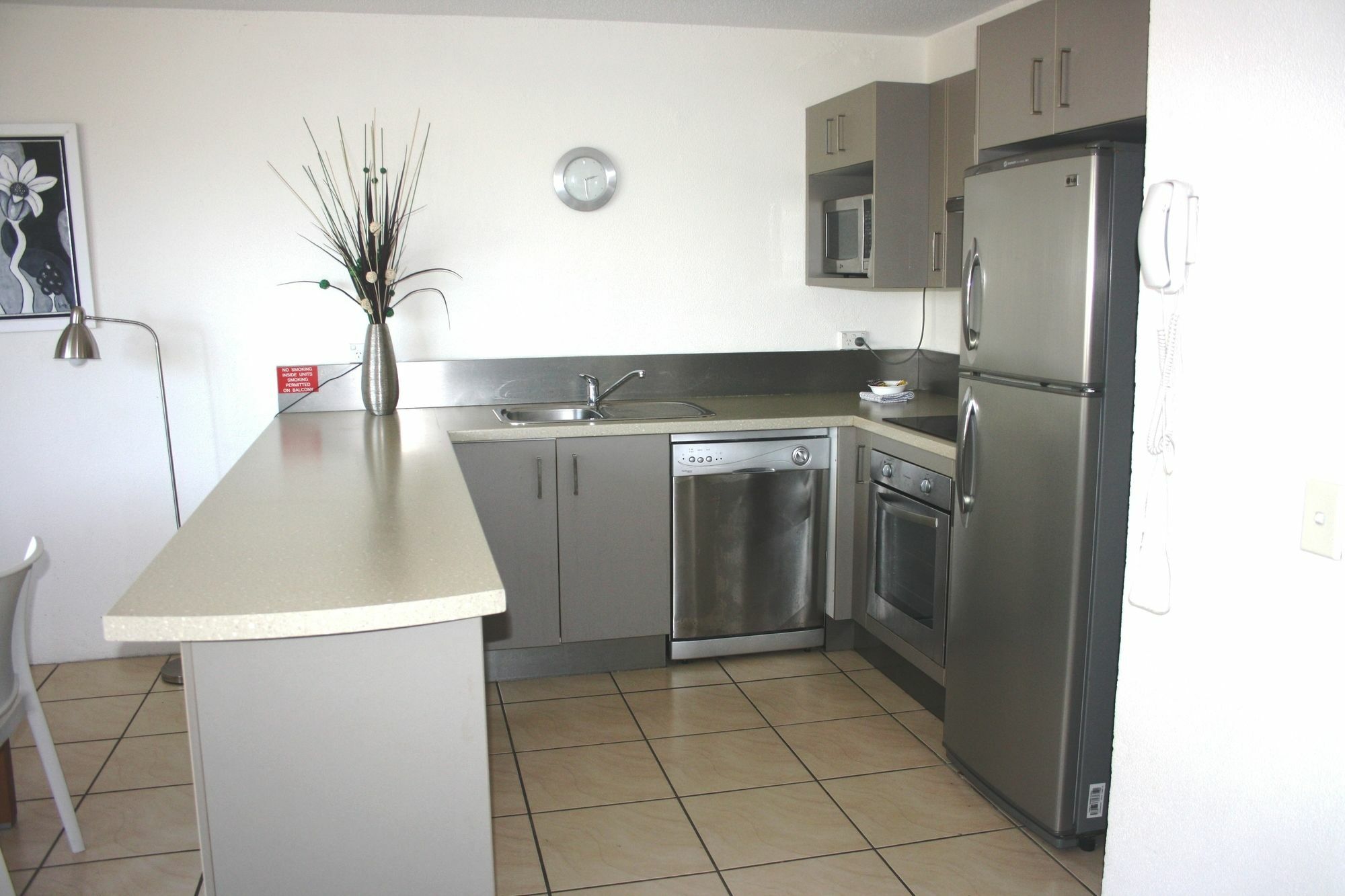 Mylos Holiday Apartments Alexandra Headland Buitenkant foto
