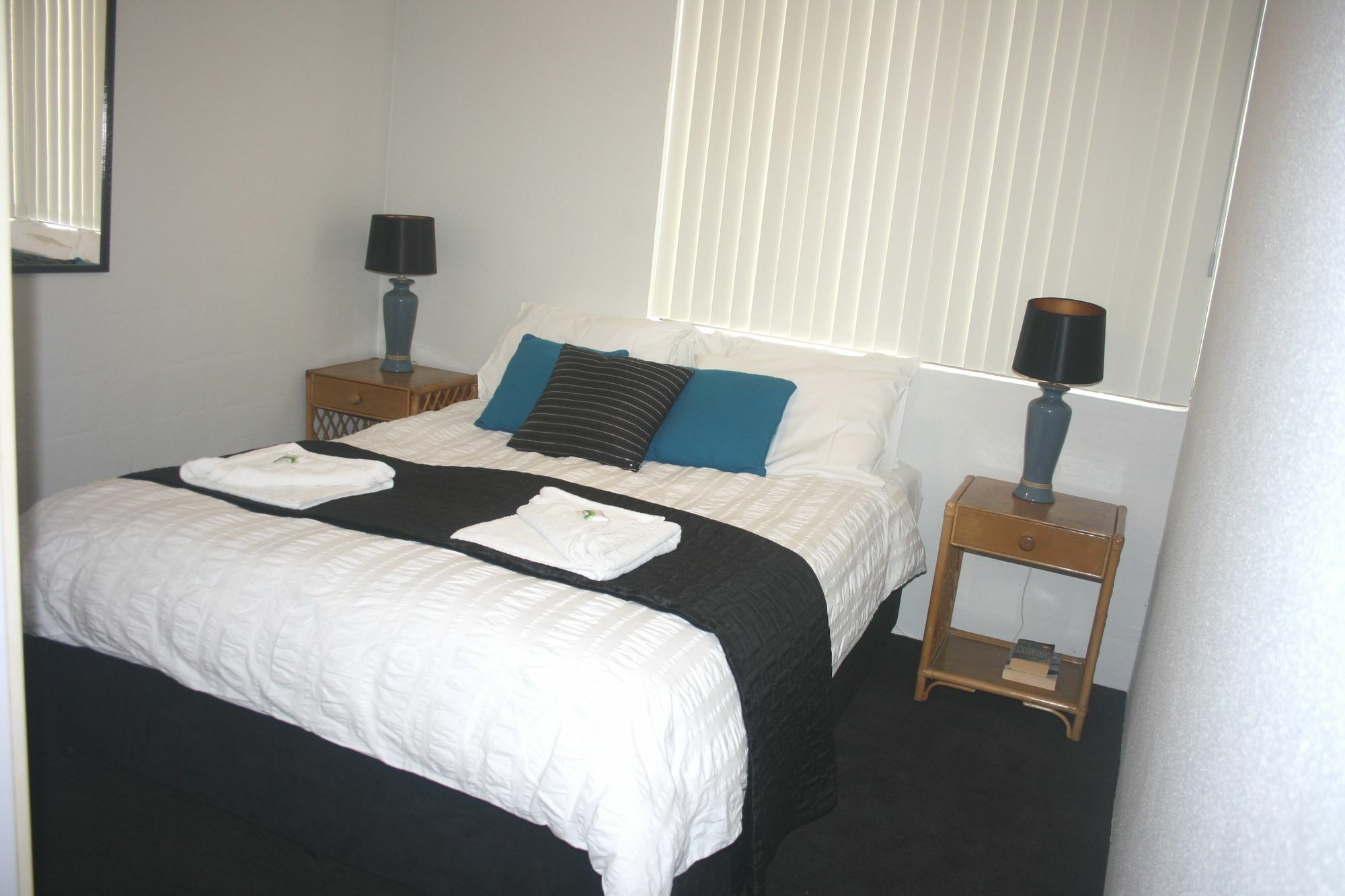 Mylos Holiday Apartments Alexandra Headland Buitenkant foto