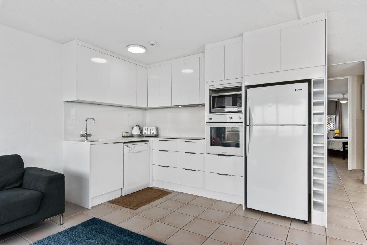 Mylos Holiday Apartments Alexandra Headland Buitenkant foto