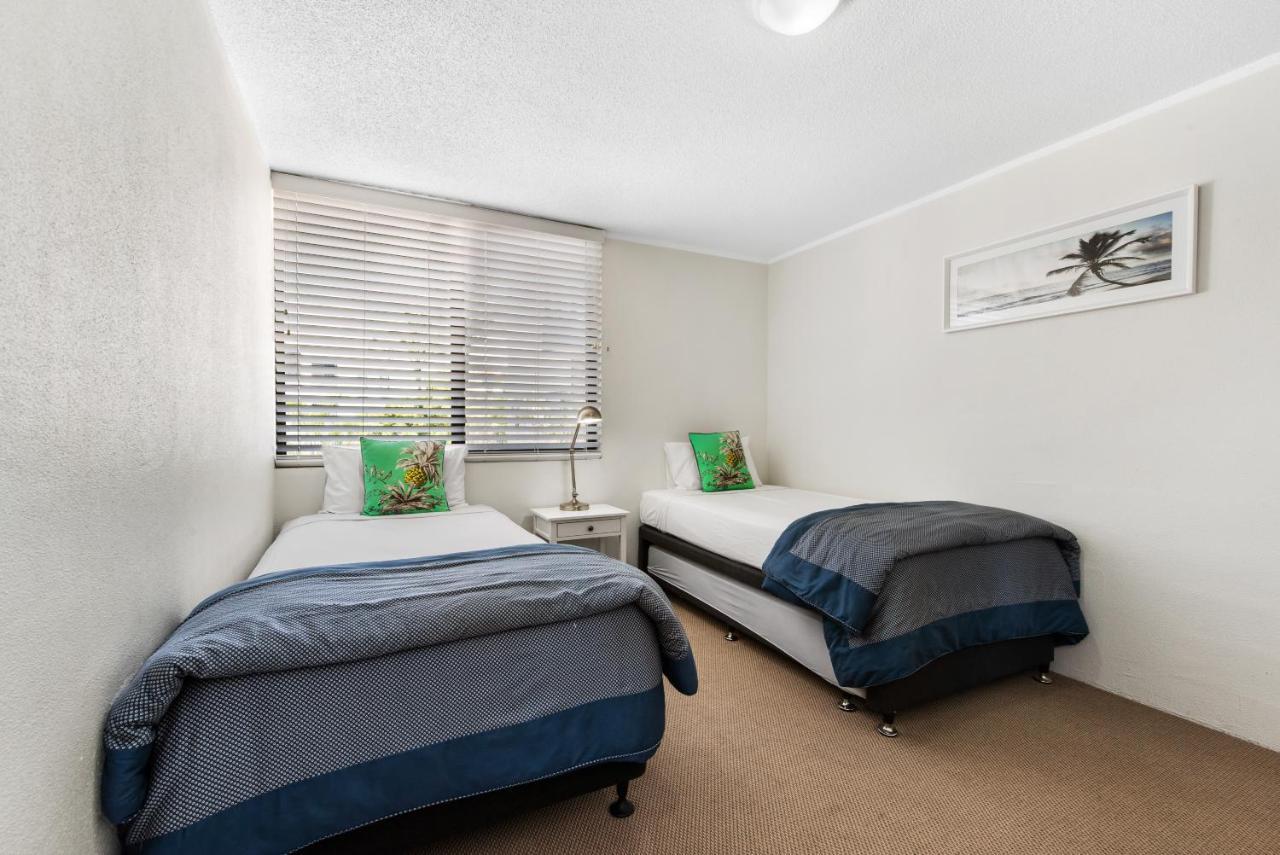 Mylos Holiday Apartments Alexandra Headland Buitenkant foto